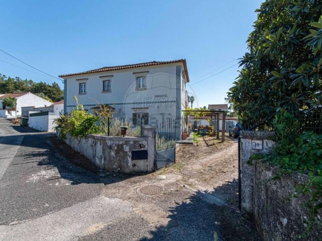 Casa venda em Rio Maior, Santarém