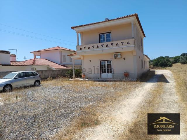 Casa venda em Rio Maior, Santarém