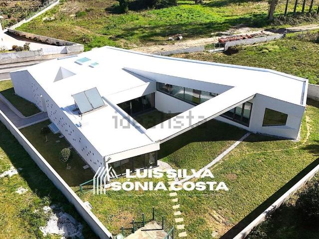 Casa venda em Albarrada, Santa Maria Da Feira
