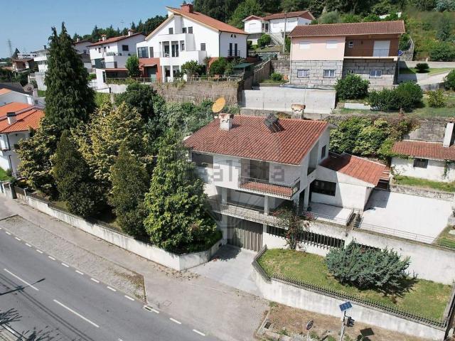 Casa venda em Selho (São Jorge), Guimarães