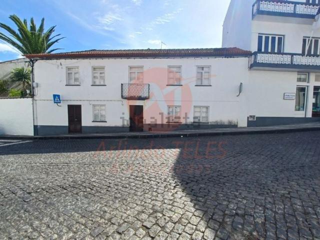 Casa venda em Açores, Velas