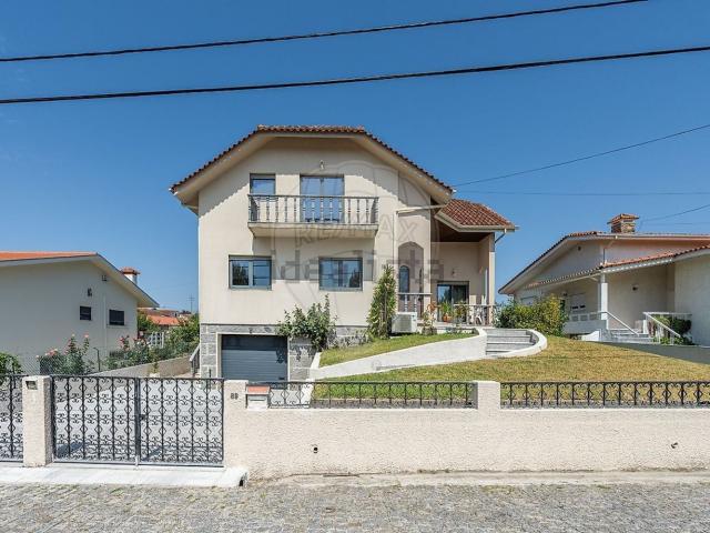 Casa venda em Oliveira (São Mateus), Gavião