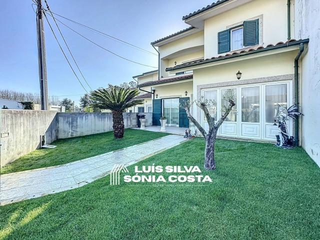 Casa venda em Santa Maria Da Feira, Aveiro