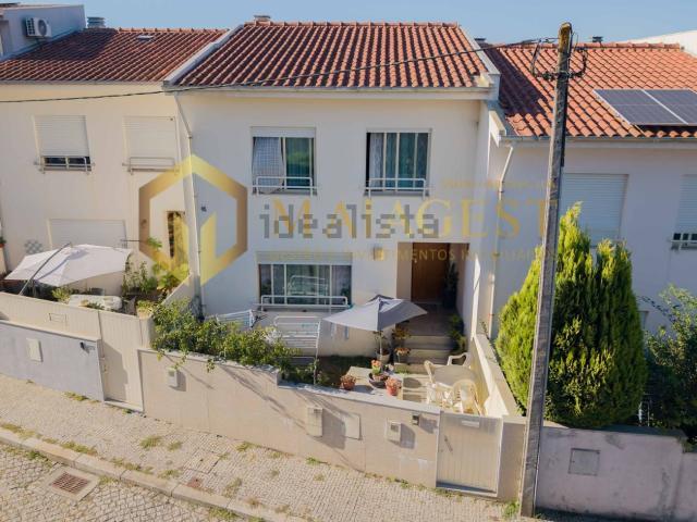 Casa venda em Maia, São Pedro Fins