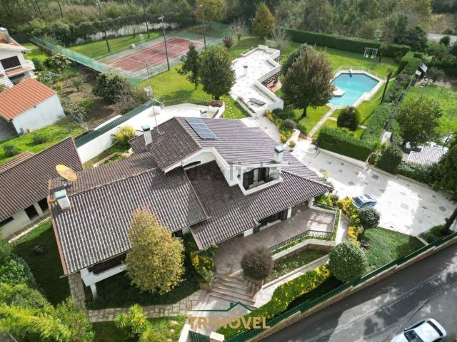 Moradia venda em São Roque, Vila Chã