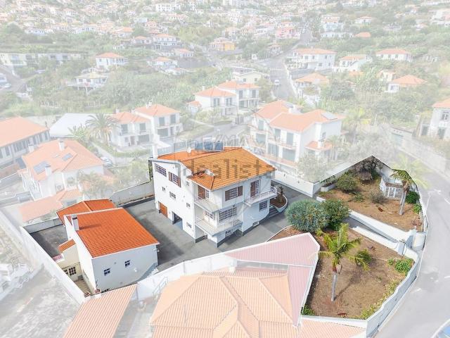 Moradia alugar em São Roque, Salão