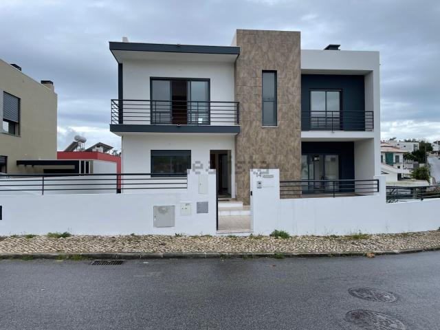 Casa venda em Alembrança, Almada