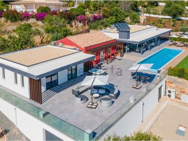 Casa venda em Poço Geraldo, Loulé