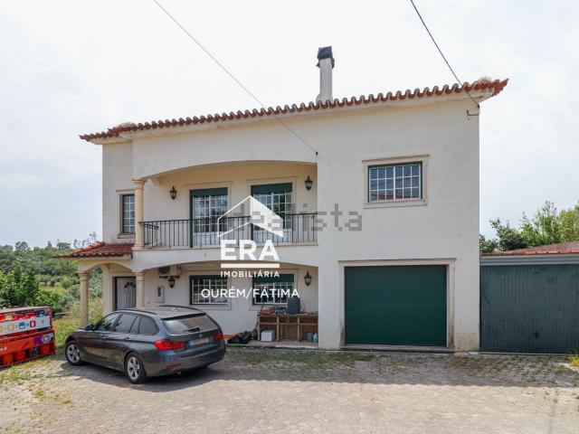 Casa venda em Serra de Baixo, Tomar