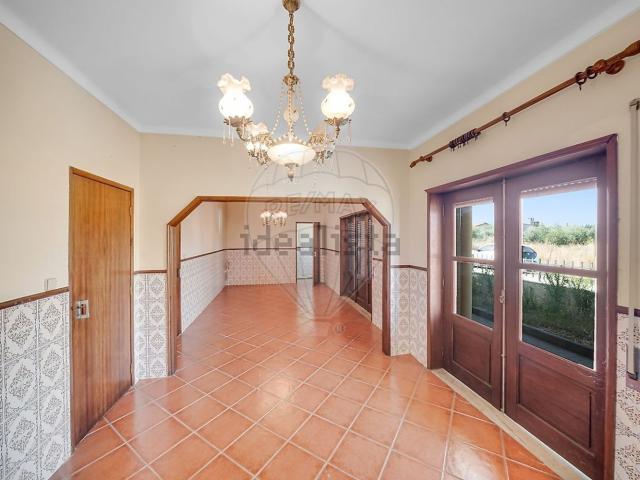Casa venda em São João da Azenha, Anadia