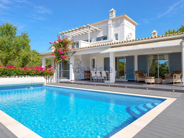 Casa venda em Santa Bárbara de Nexe, Faro