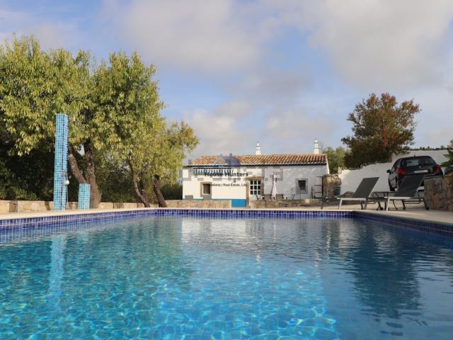 Casa alugar em Santa Bárbara de Nexe, Faro