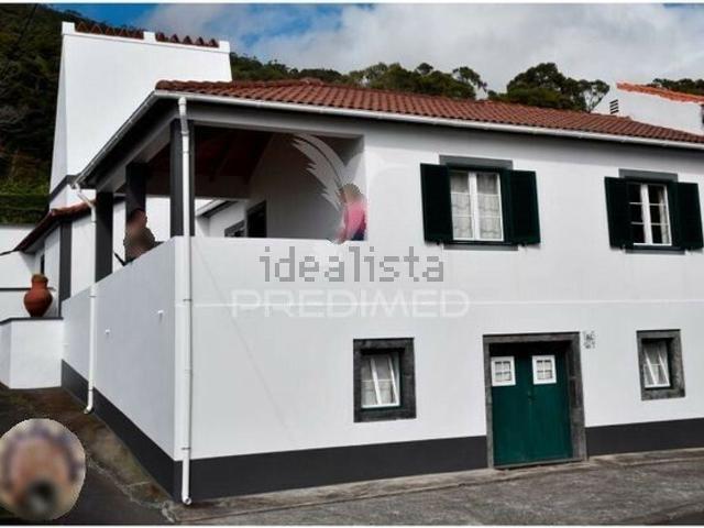 Casa venda em Açores, Velas
