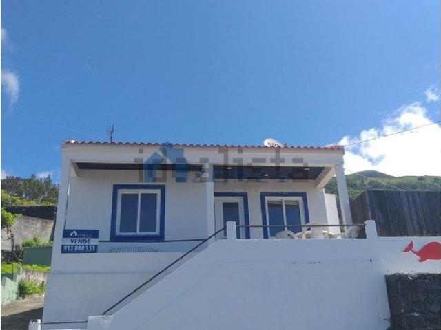 Casa venda em Açores, Velas