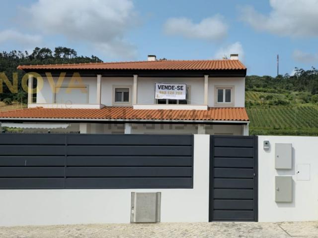 Casa venda em Casal da Azenha, Caldas Da Rainha