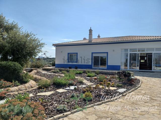 Casa venda em Santa Catarina da Fonte do Bispo, Tavira
