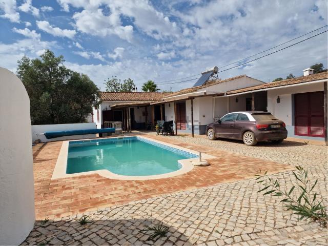 Casa venda em Santa Catarina da Fonte do Bispo, Tavira