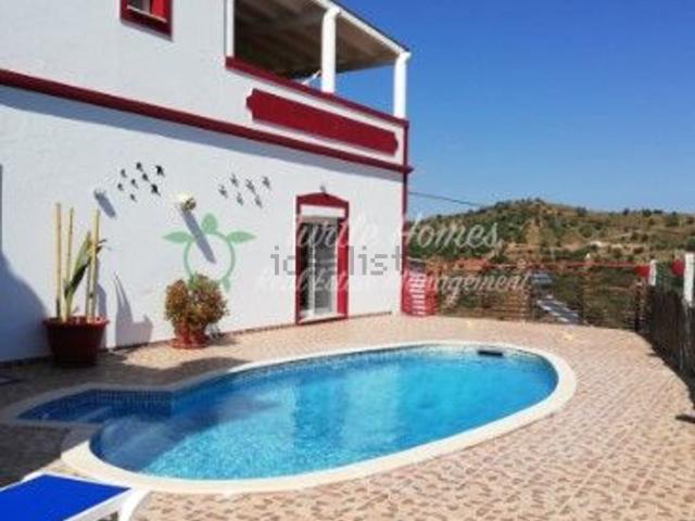Casa alugar em Santa Catarina da Fonte do Bispo, Tavira