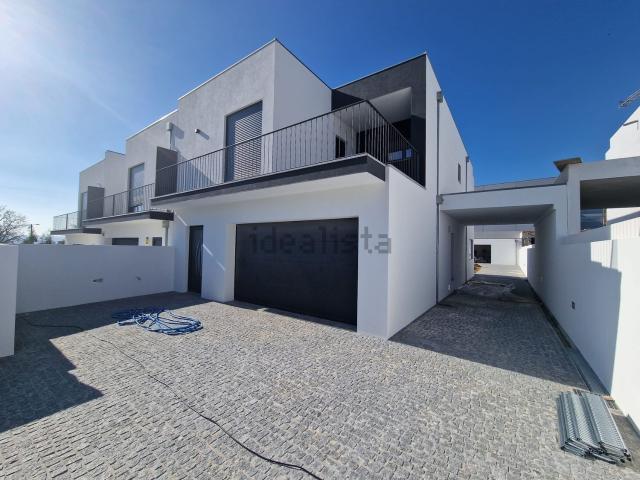 Casa venda em Santa Maria Da Feira, Aveiro