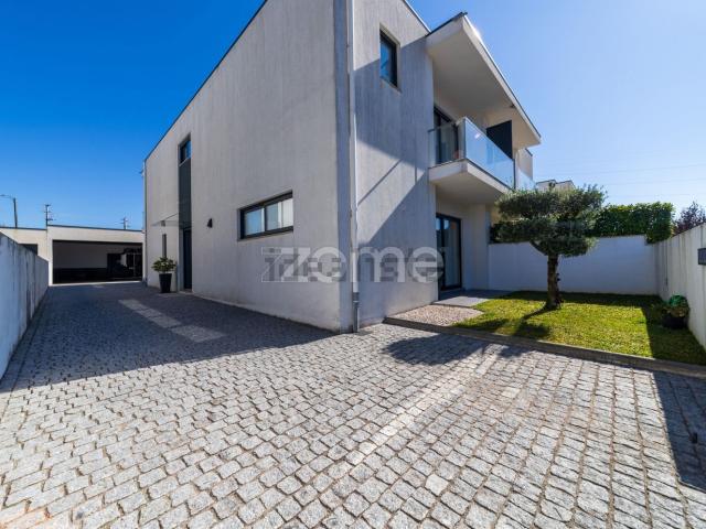 Casa venda em São Martinho, Vila Nova de Famalicão