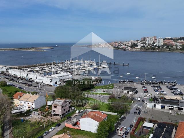 Moradia venda em Vila Nova De Gaia, São Pedro da Afurada