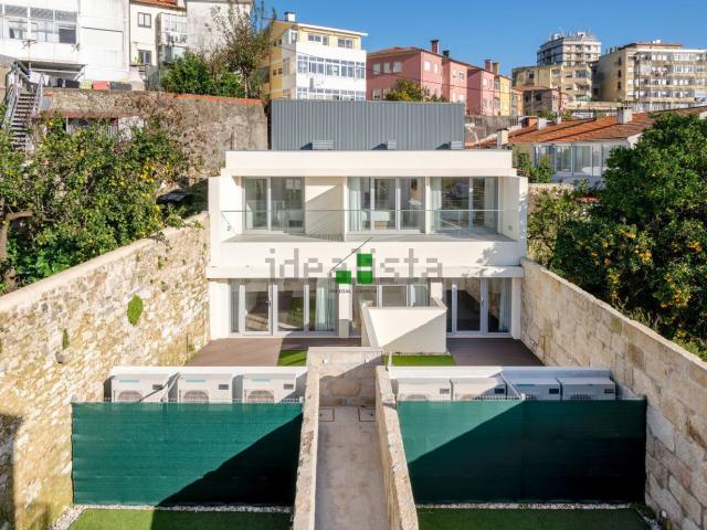 Casa venda em Devesas, Vila Nova De Gaia