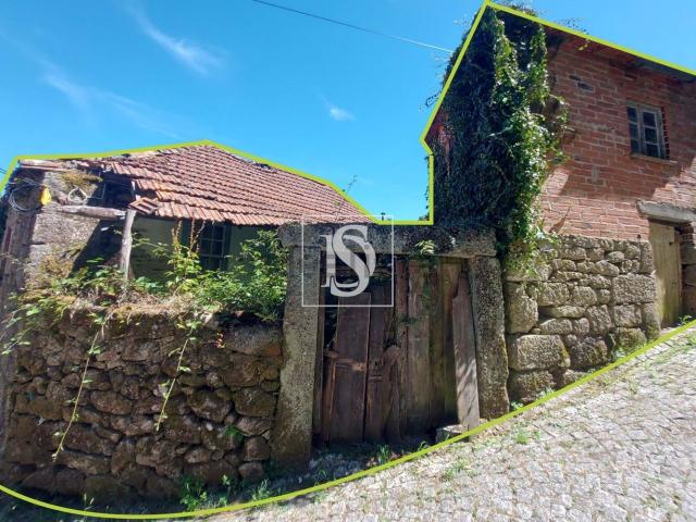 Moradia venda em Santiago De Besteiros, Pedronhe