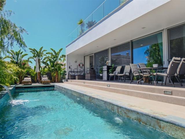 Casa venda em Bairro Chesgal, Lagos