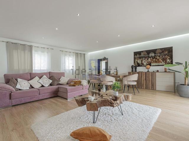 Casa venda em Santo António Da Charneca, Setúbal