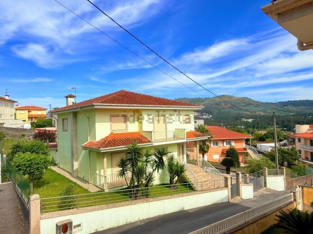 Casa venda em Póvoa De Lanhoso, Braga