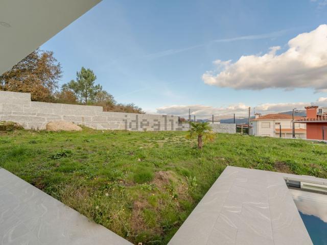 Casa venda em Póvoa De Lanhoso, Braga