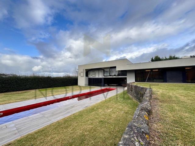 Casa venda em Burgães, Santo Tirso