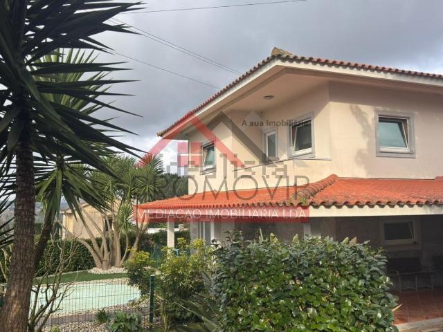 Casa venda em Burgães, Santo Tirso
