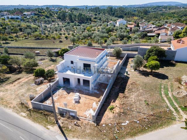 Casa venda em Ourém, Santarém