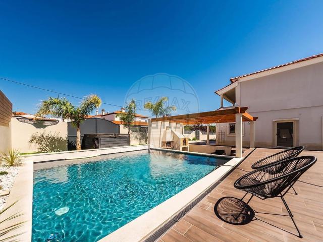 Casa venda em Ourém, Santarém