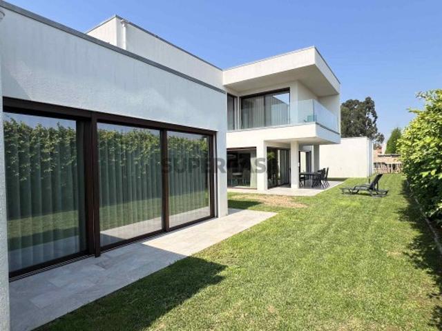 Casa venda em Lagoa de Esgueira, Aveiro