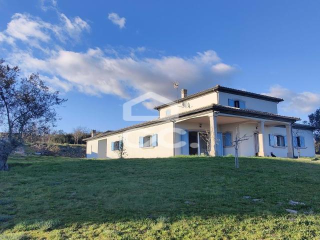 Casa venda em Vilar de Iseu, Chaves