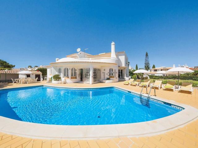 Casa alugar em Albufeira e Olhos de Água, Albufeira