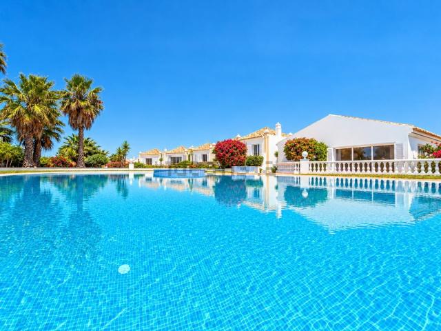 Casa venda em Albufeira e Olhos de Água, Albufeira