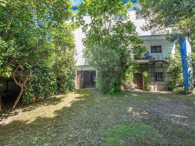 Casa venda em Silvares, Guimarães