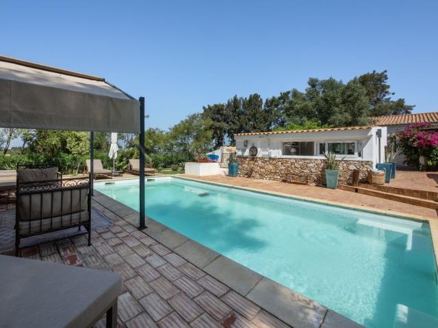 Casa venda em Estômbar, Faro