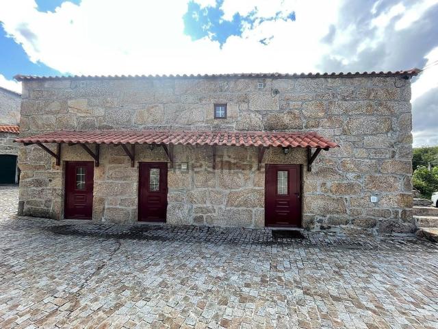 Casa alugar em Quintã, Soalhães