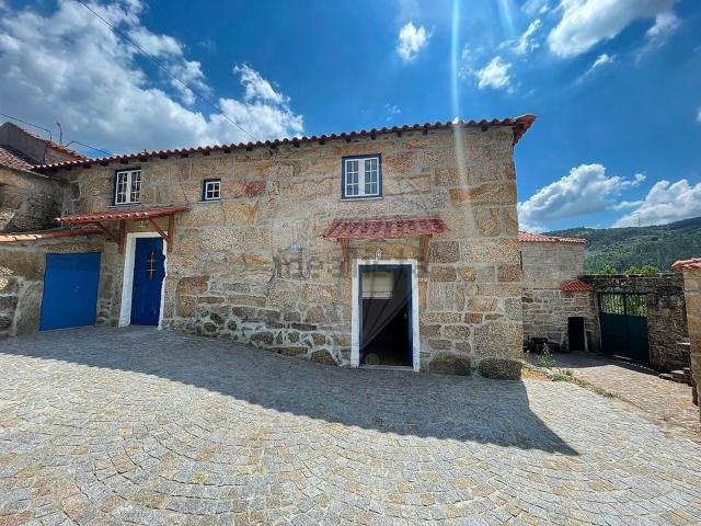 Casa alugar em Soalhães, Porto
