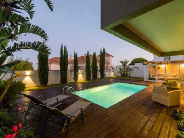 Casa venda em Ribeira Acima, Oeiras