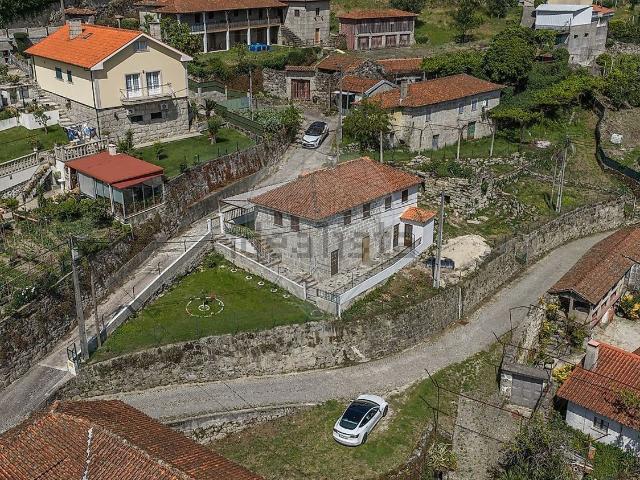 Casa venda em Póvoa De Lanhoso, Braga