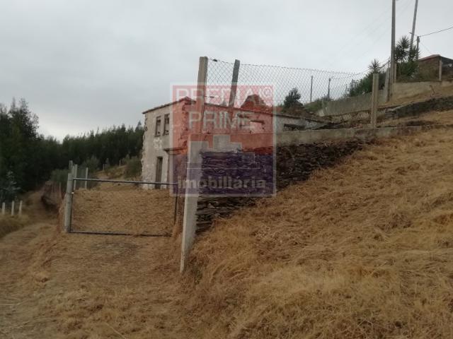 Moradia venda em Castelo De Paiva, Sopé de São Pedro