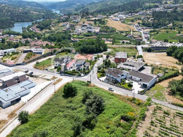 Casa venda em Sobretâmega, Porto