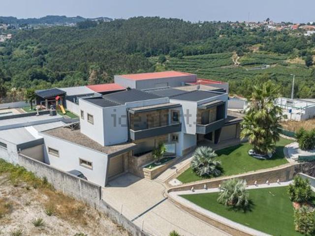 Casa venda em Sobrosa, Paredes