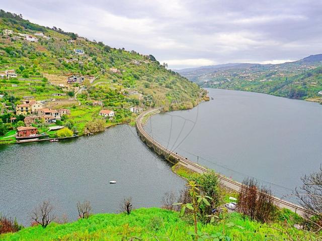 Casa venda em Torna-o-Rego, Baião