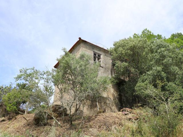 Casa venda em Torna-o-Rego, Baião